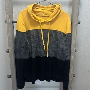 Women’s sweatshirt